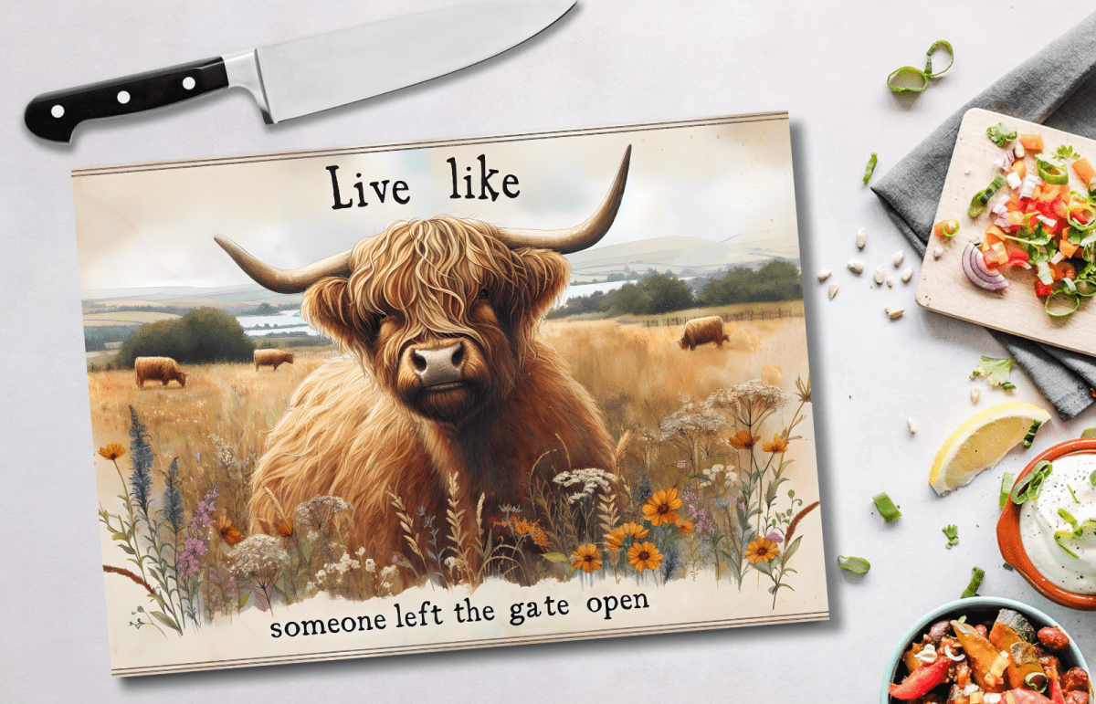 Highland Cow Glass Chopping Board – 6 Farmhouse Kitchen Designs - East Coast Gifts